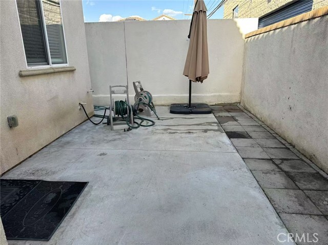 Building Photo - 658 Calle Valle