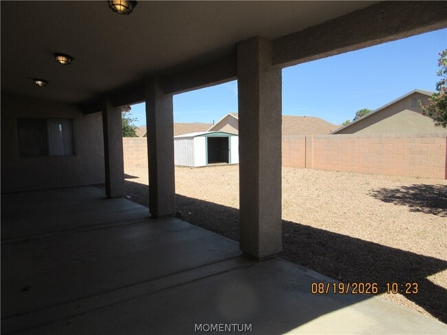 Building Photo - 3933 E Nicole Ave