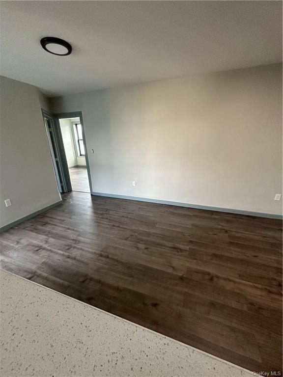 Building Photo - 2 bedroom in Bronx NY 10460