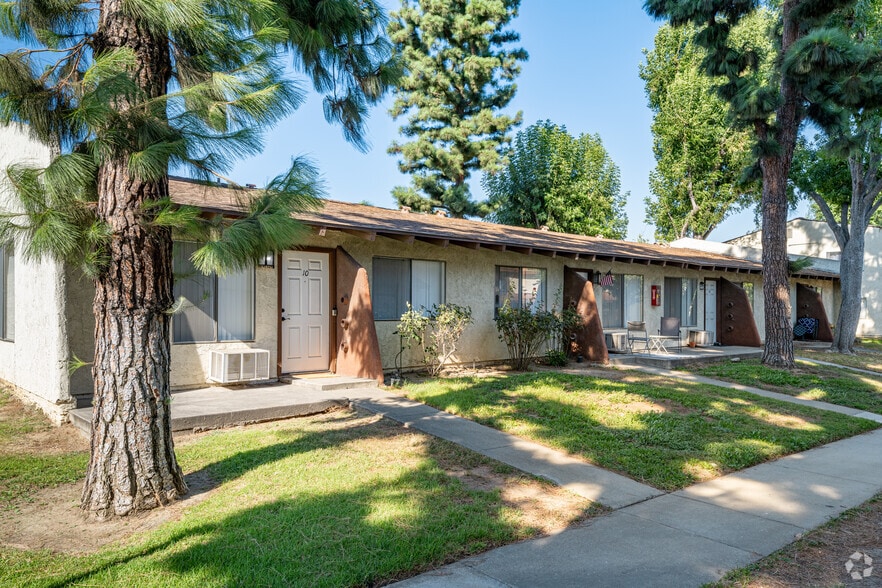 Mission Village - 7781 Archibald Ave