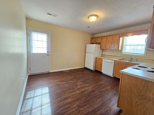 Building Photo - 273 Executive Ave