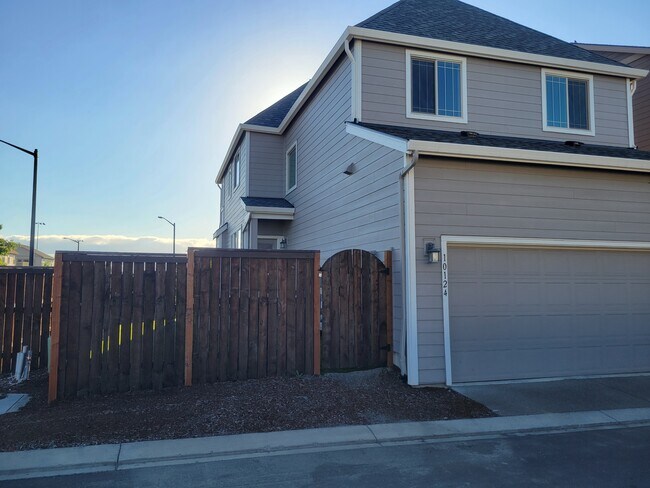 Building Photo - 10124 Kaye Way