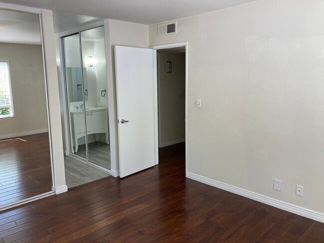 Building Photo - $3,295! Charming 2-Bed, 2-Bath Corner Unit in Gated Culver City Community!