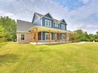 Building Photo - 440 Houser Dr