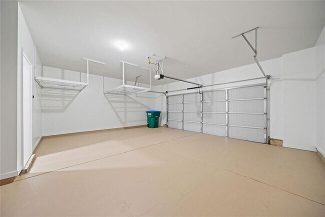 Building Photo - 4232 Hickory Pne Aly