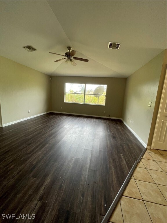 Building Photo - 1088 Jaguar Blvd