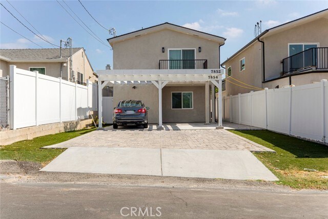 Building Photo - 7858 Kyle St