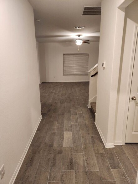 Building Photo - 18413 Quiet Range Dr