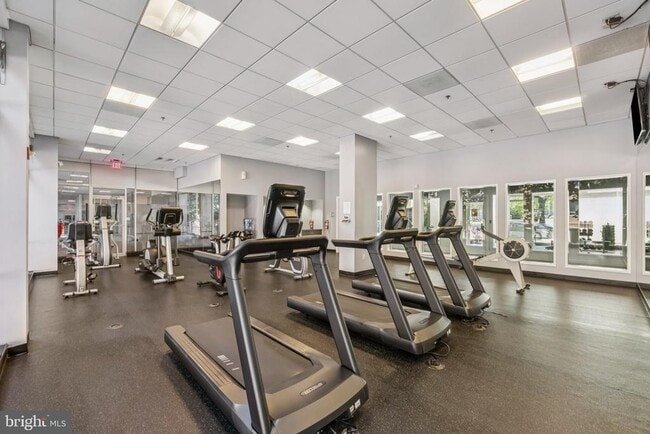 Building Photo - 800 4th St SW