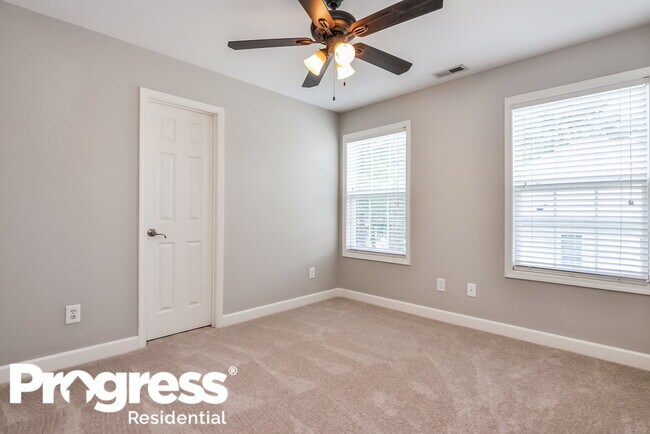 Building Photo - 1320 Trailing Rose Ct