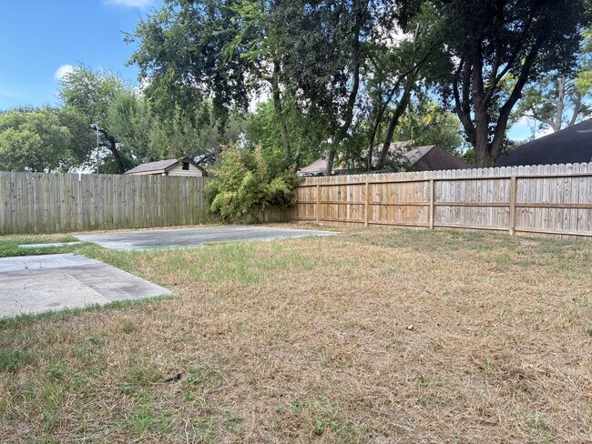 Building Photo - 11607 Lennington Dr