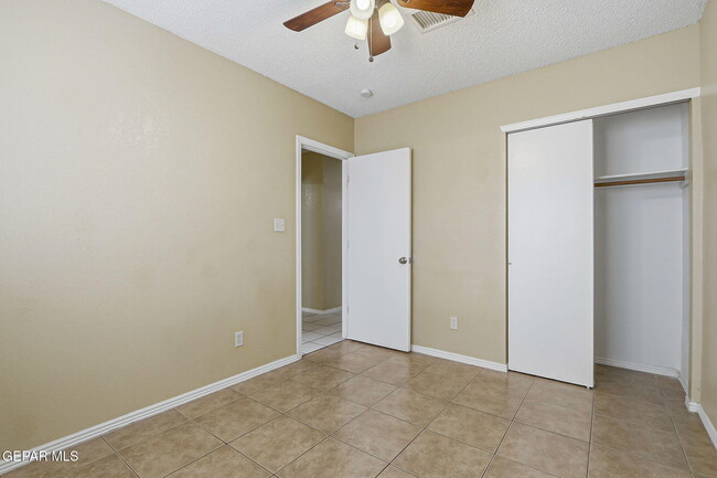 Building Photo - 12528 Martin Bauman Dr