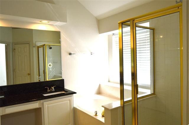 Building Photo - 307 Calstone Dr