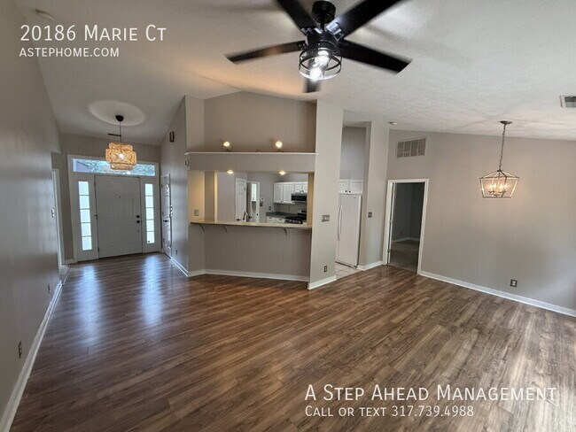 Building Photo - 20186 Marie Ct