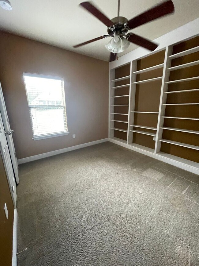 Building Photo - Beautiful 3BR/2BA Home in Rustic Ridge - Minutes from NAS Whiting Field