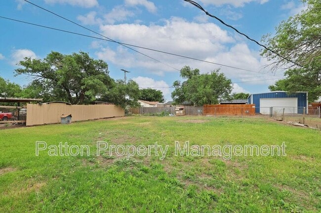 Building Photo - 3810 Mesa Verde Dr