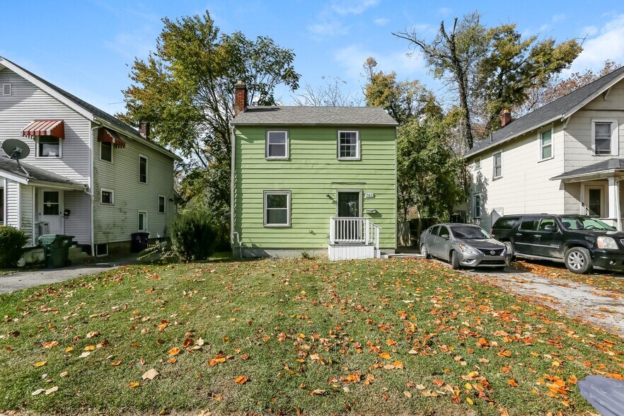 Building Photo - 701 Northview Ave