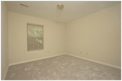 Building Photo - 71 Forest Hill Dr