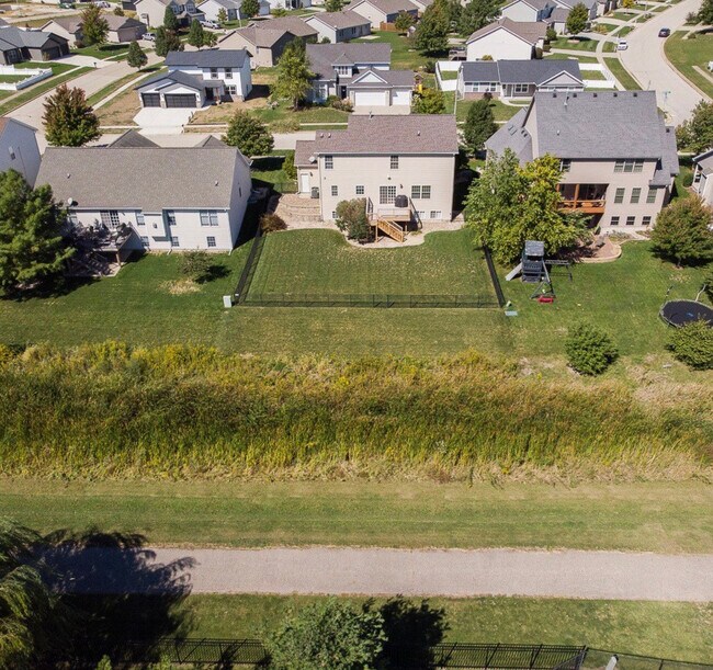 Building Photo - 2267 Heather Ridge Dr