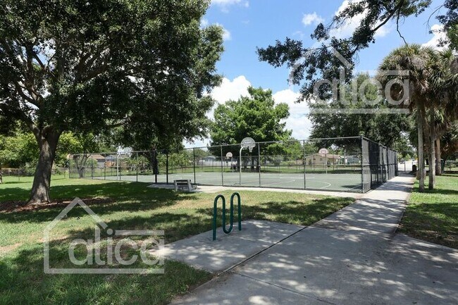 Building Photo - 2242 Willie Mays Pkwy