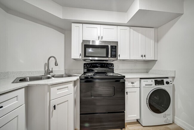 Building Photo - 411 Ave A