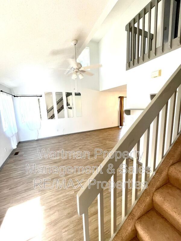 Building Photo - 4570 Witches Hollow Ln