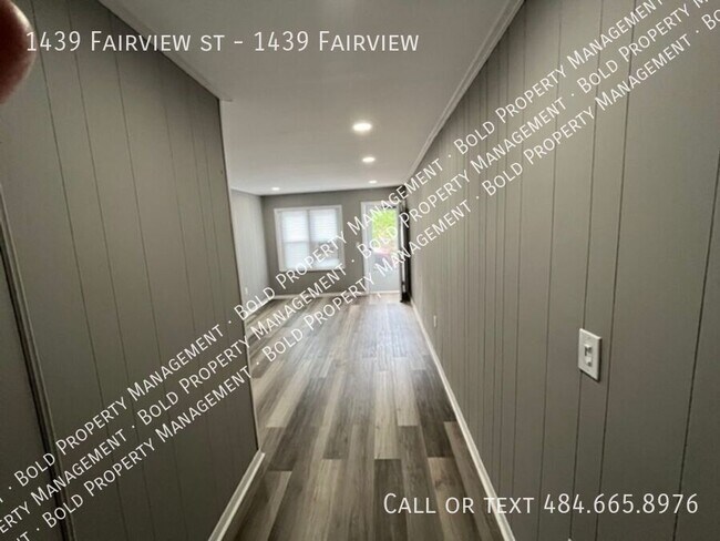 Building Photo - 1439 Fairview St