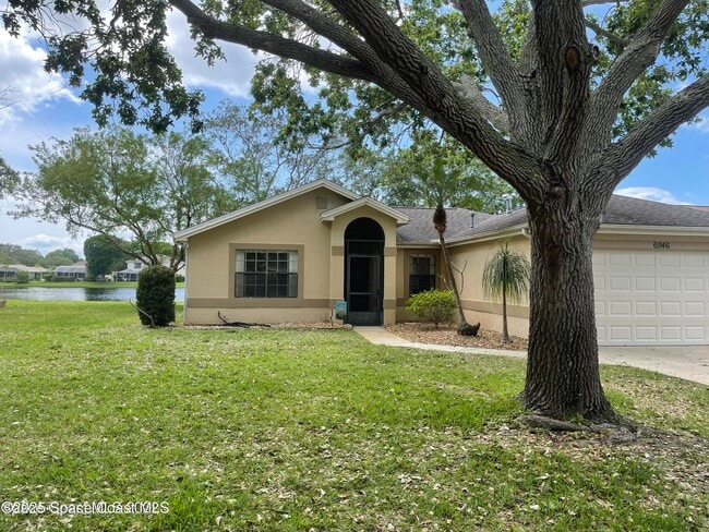 Building Photo - 6946 Hammock Lakes Dr