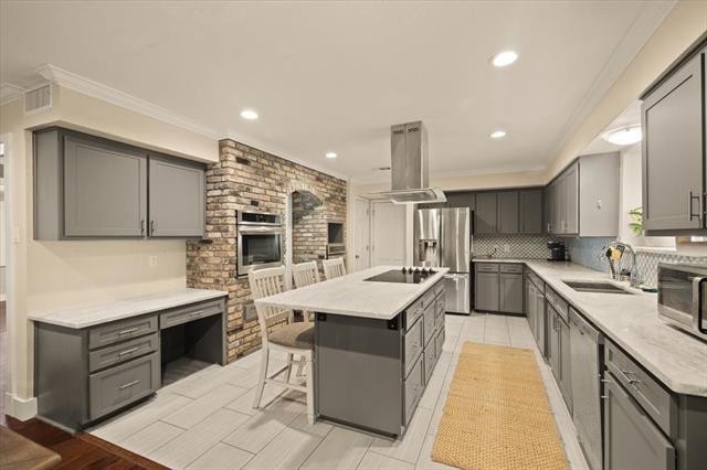 Building Photo - 2123 Wilson Dr