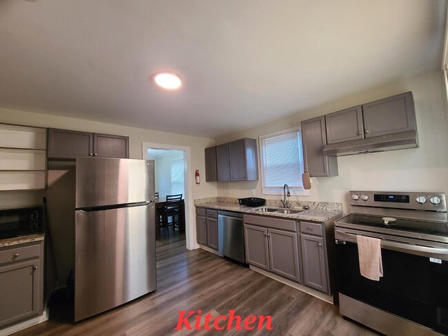 Building Photo - 1914 Dobbins Ave