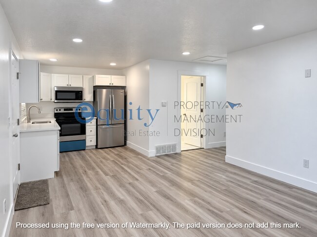 Building Photo - 4441 W 5135 S