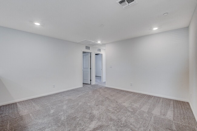 Building Photo - 8439 Vacarez Dr