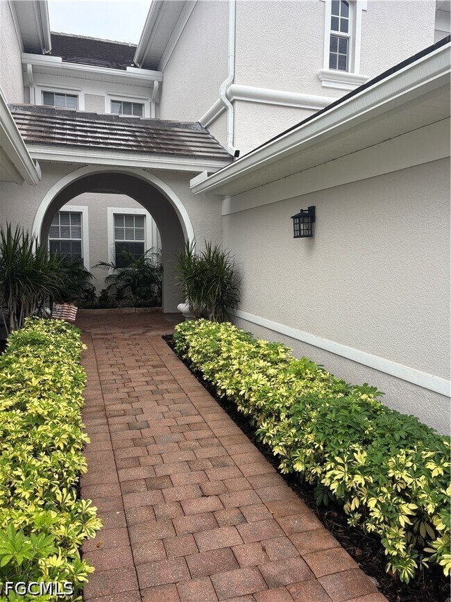 Building Photo - 14582 Bellino Terrace