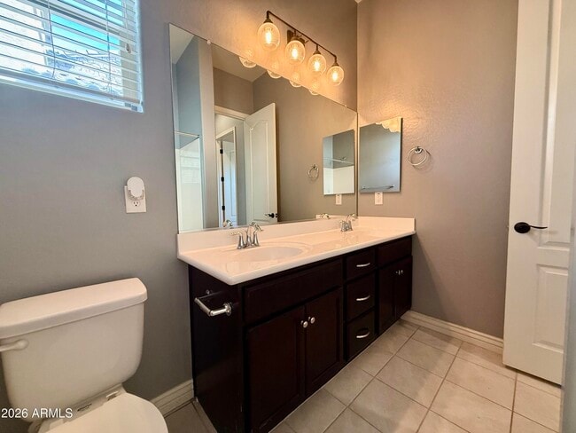 Building Photo - 7306 S Lancaster St