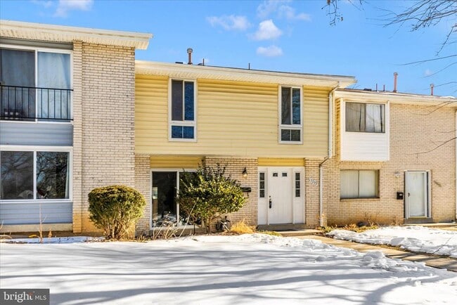 Building Photo - 17707 Amity Dr