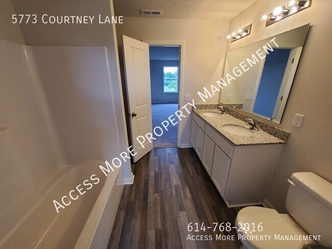 Building Photo - BRAND NEW - 4 BED 2.5 BATH - GOLF COURSE