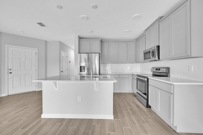 Building Photo - Lake Nona Townhome