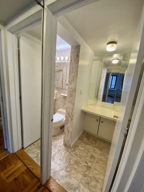 Building Photo - 420 E 64th St