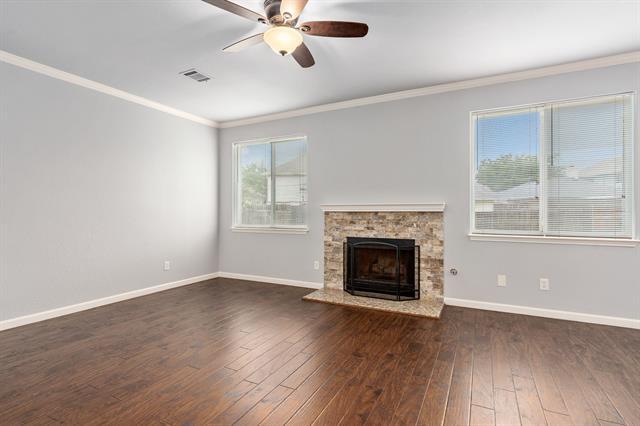 Building Photo - 1704 Sandera Ct