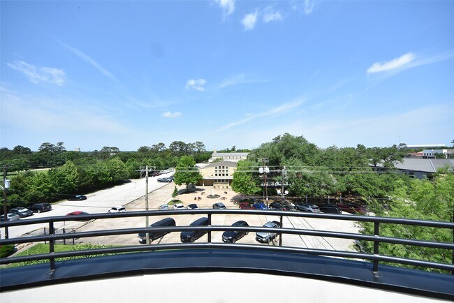 Building Photo - 6519 Durford St