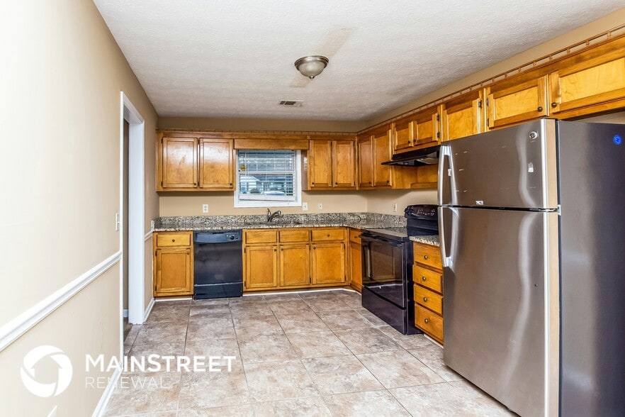 Building Photo - 90 White Oak Dr