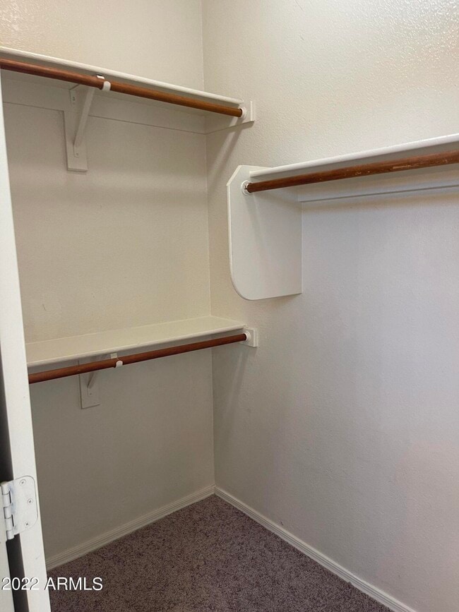 Building Photo - 1691 E Park Ave