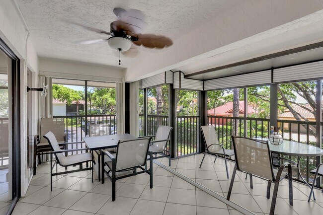 Building Photo - 60 Pelican Pointe Dr