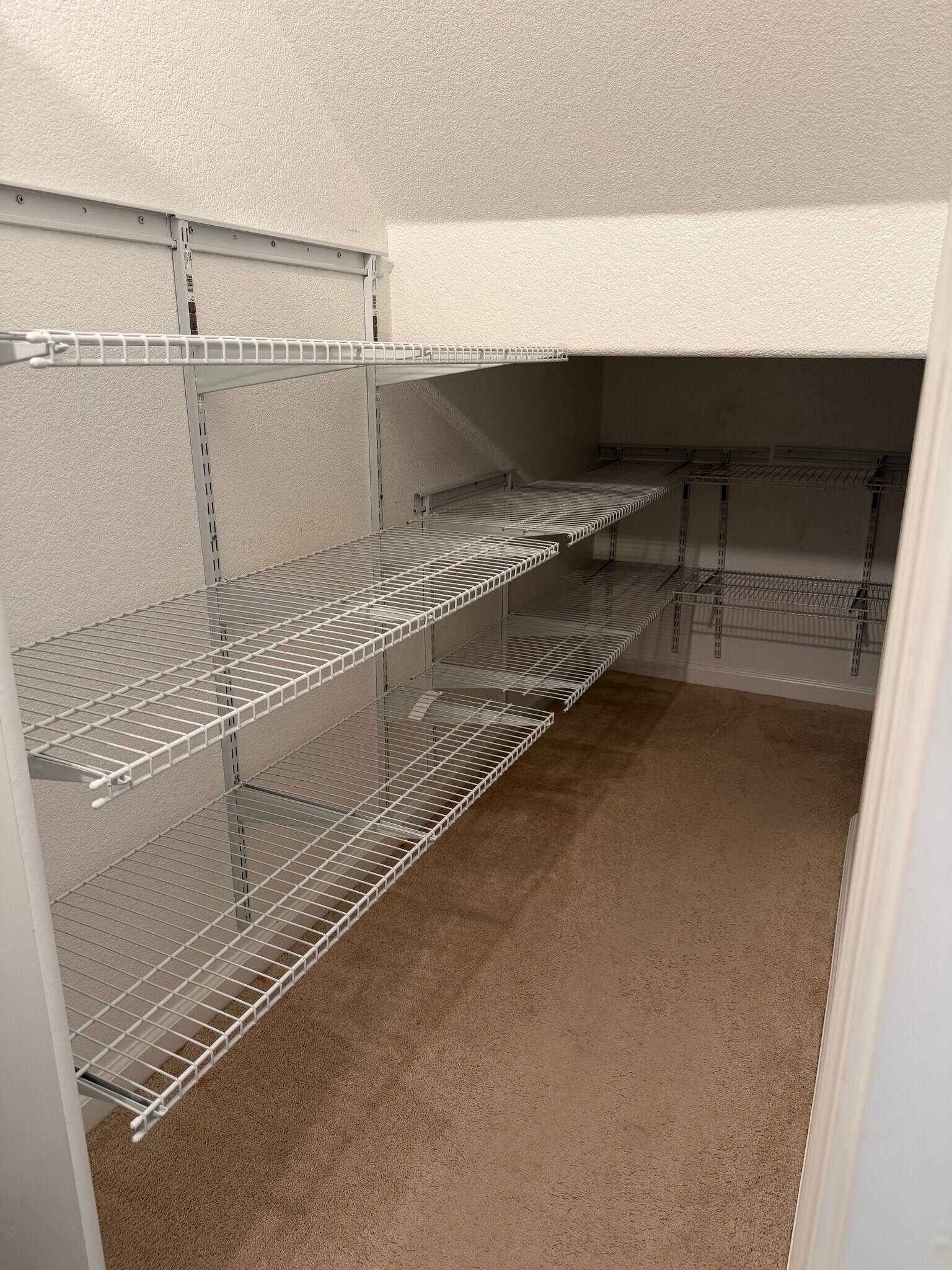 Store - 319 E Liverno Ave