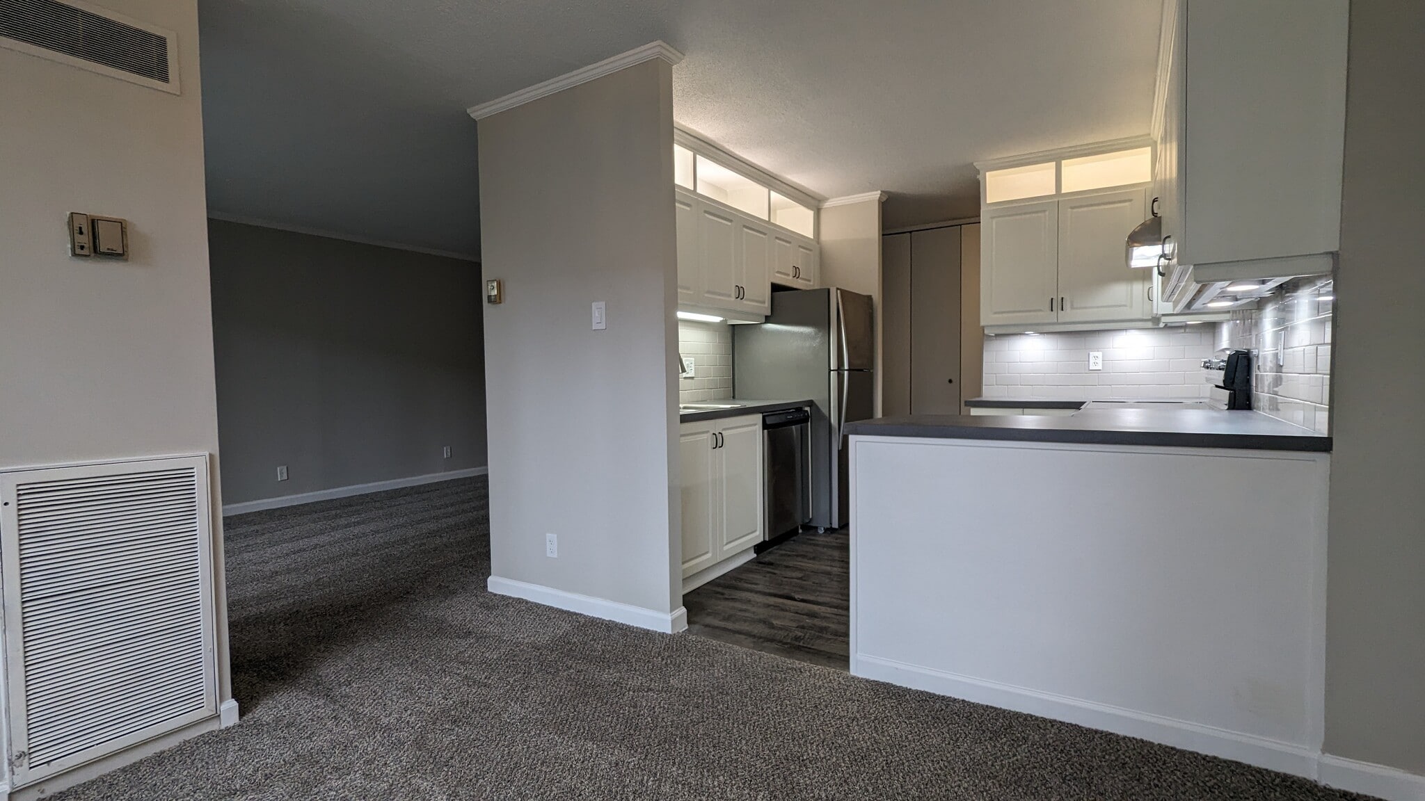 Building Photo - 2525 Main St