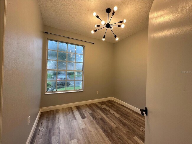 Building Photo - 14572 Laguna Beach Cir