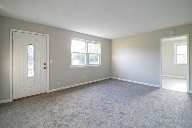 Building Photo - 808 Helton Dr