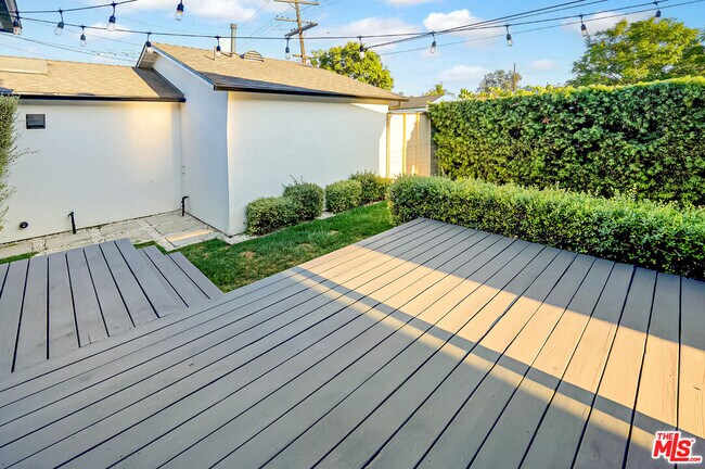 Building Photo - 2930 Spaulding Ave