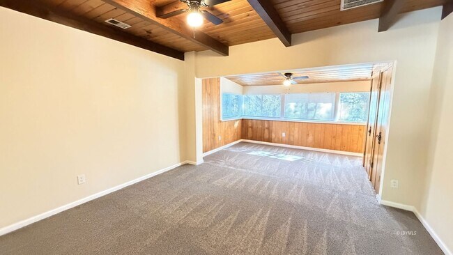 Building Photo - 23410 CA-243
