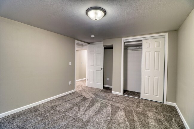 Building Photo - 1817 14th St S